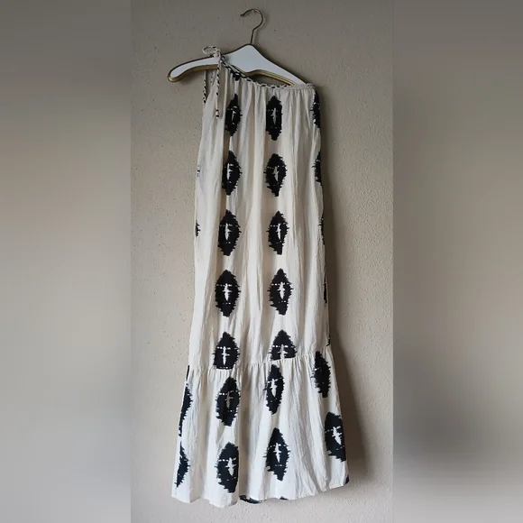 Zara Cream and Black Geometric Maxi Dress - Picture 3 of 7